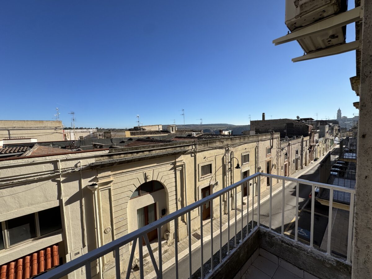 APPARTAMENTO IN AFFITTO – VIA SANTO STEFANO