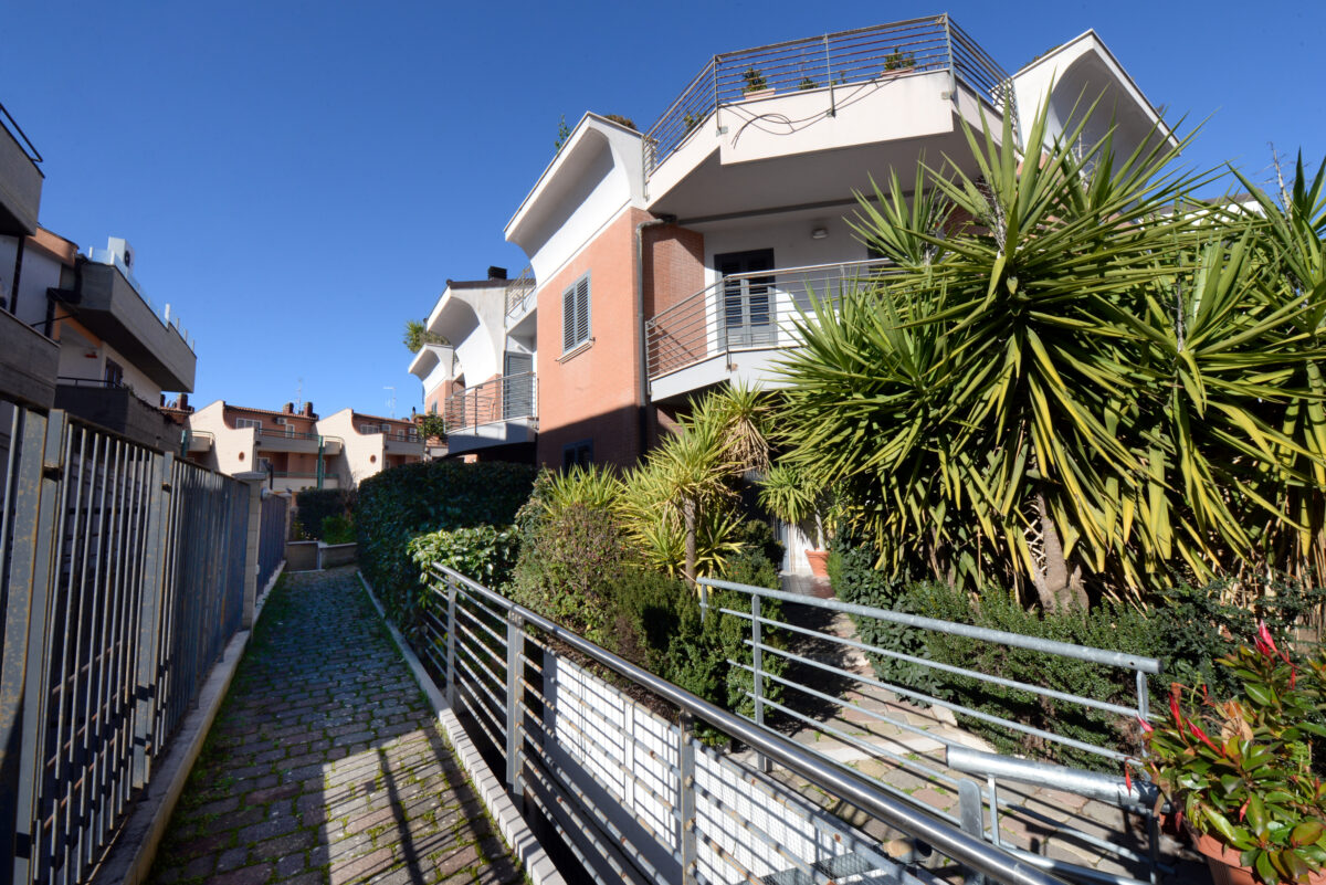 Elegante Duplex con Terrazzo Panoramico