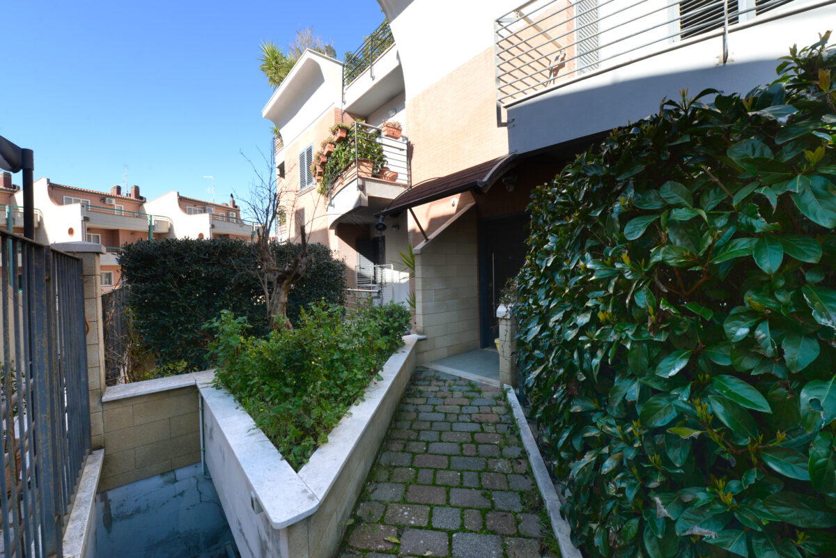 Elegante Duplex con Terrazzo Panoramico