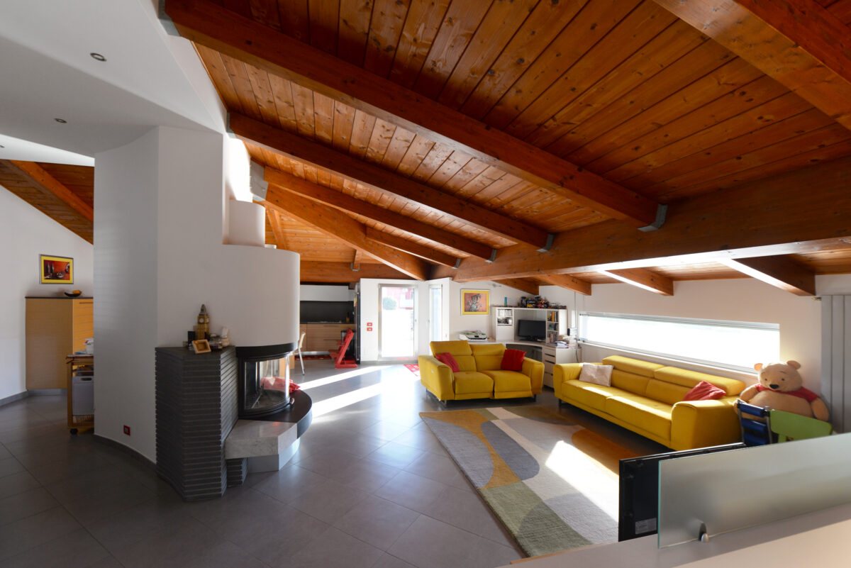 Elegante Duplex con Terrazzo Panoramico