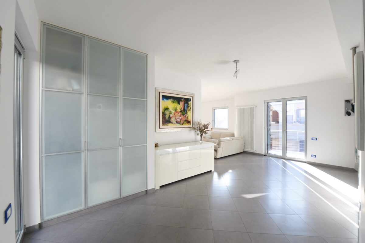 Elegante Duplex con Terrazzo Panoramico