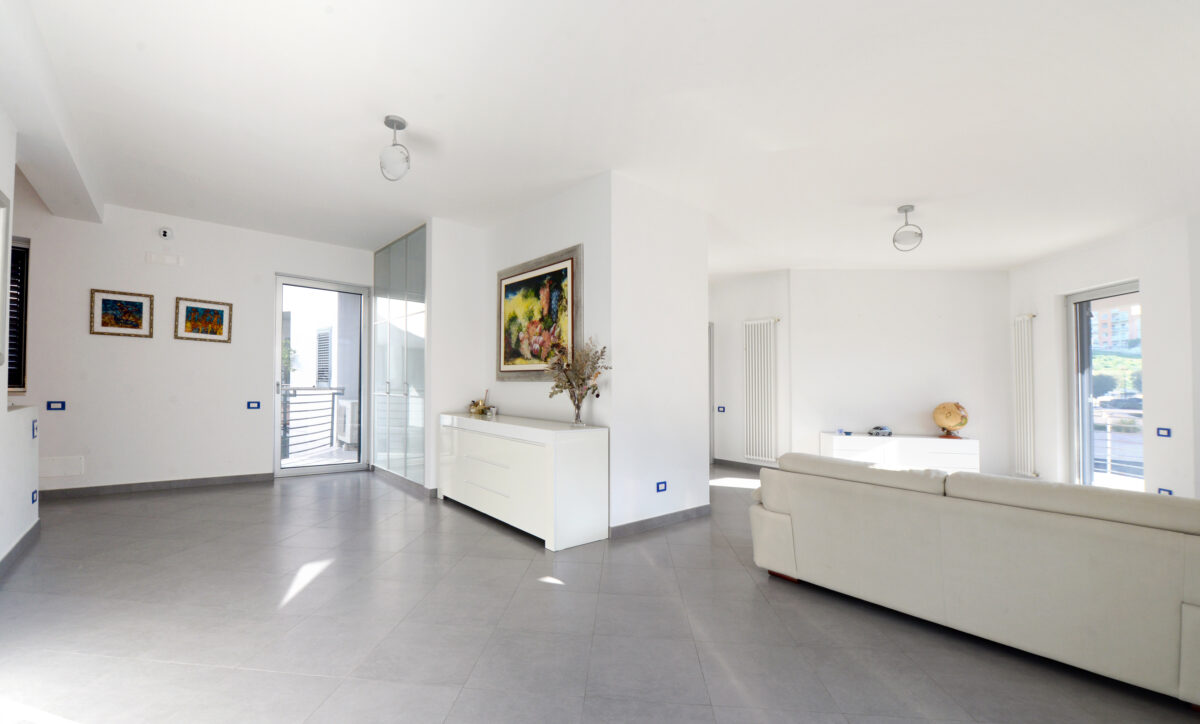 Elegante Duplex con Terrazzo Panoramico