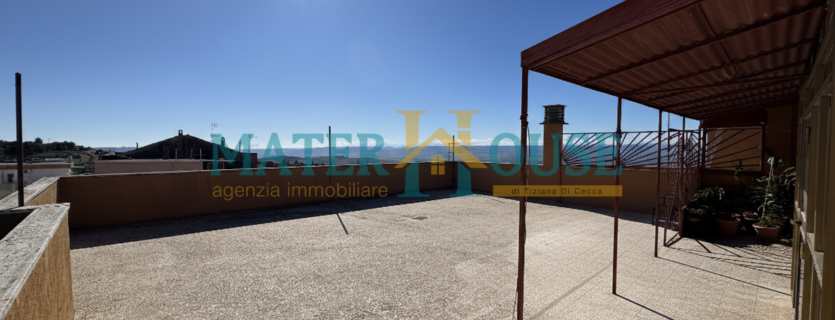 Appartamento con terrazzo panoramico